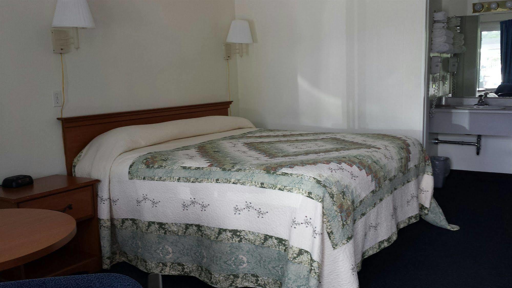 סאראטוגה ספרינגס The Springs Motel מראה חיצוני תמונה
